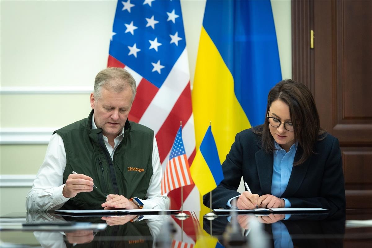 J.P. Morgan допоможе Україні залучити державні і приватні інвестиції для відбудови країни, - Юлія Свириденко
