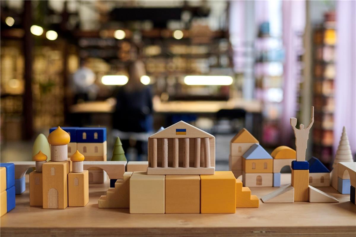 єРобота: Майстерня дерев’яних іграшок SABO збільшила обсяги виготовлення продукції

