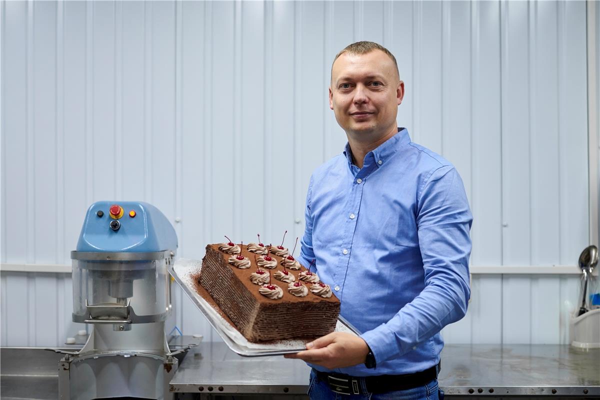 єРобота: На Полтавщині відкрили кондитерський цех
