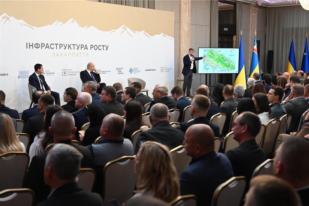 Закарпаття має стати одним із центрів залучення інвестицій в українську економіку, – Олександр Кравченко