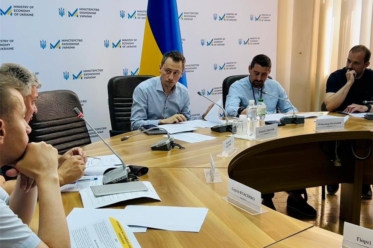 Без дозволів на переговори: Уряд скасував застарілі дозволи для бізнесу у космічній та стратегічних галузях промисловості 
