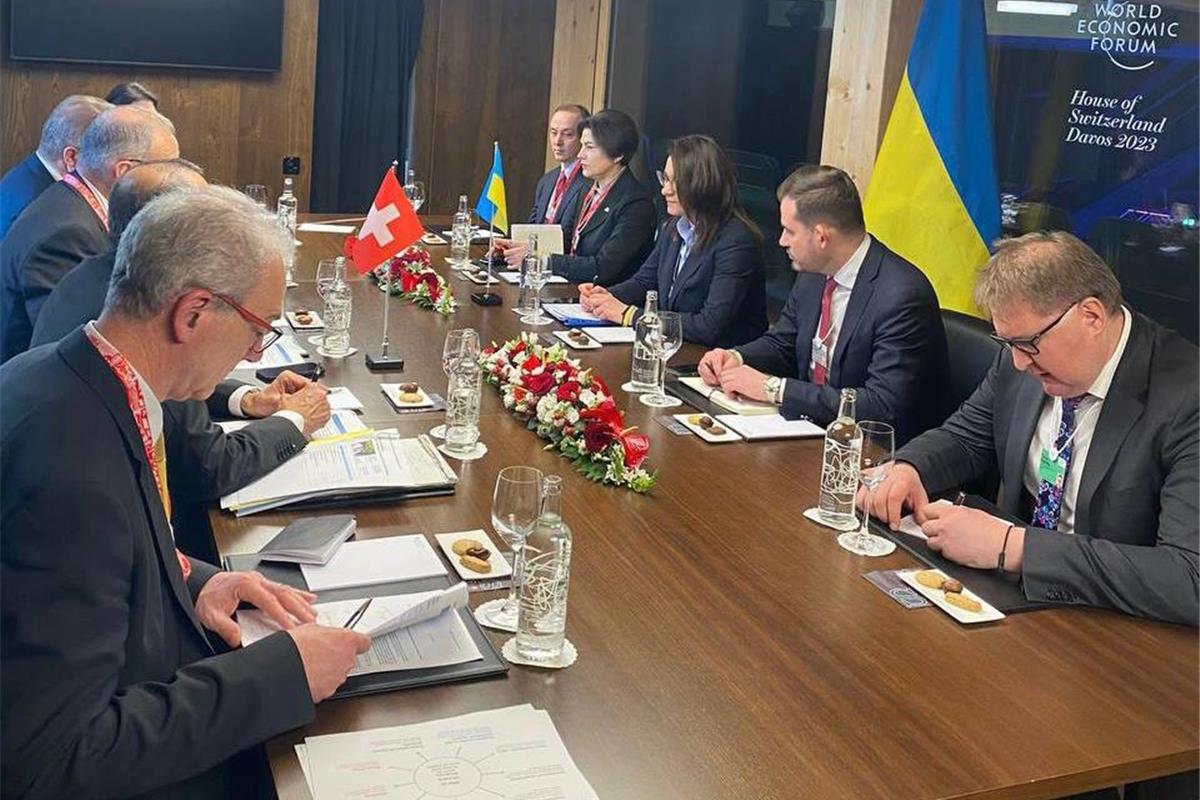 Посилюємо співпрацю: інвестиції в Україну, відновлення та торгівля стали головними темами зустрічей Юлії Свириденко в Давосі
