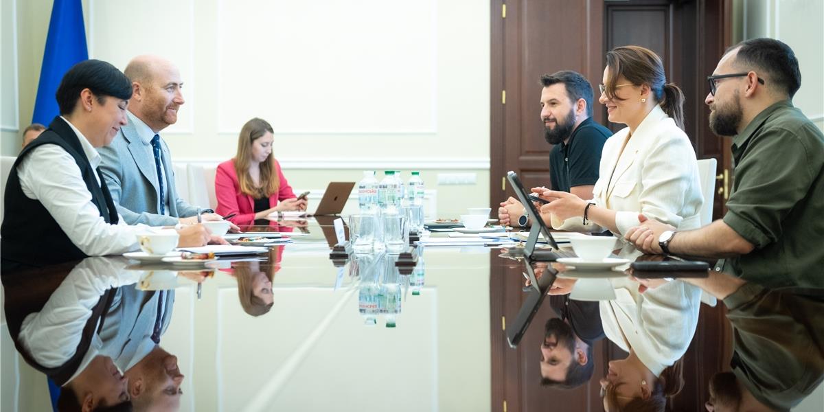 Плануємо до кінця року завершити роботу над Національною стратегією протимінної діяльності, - Юлія Свириденко
