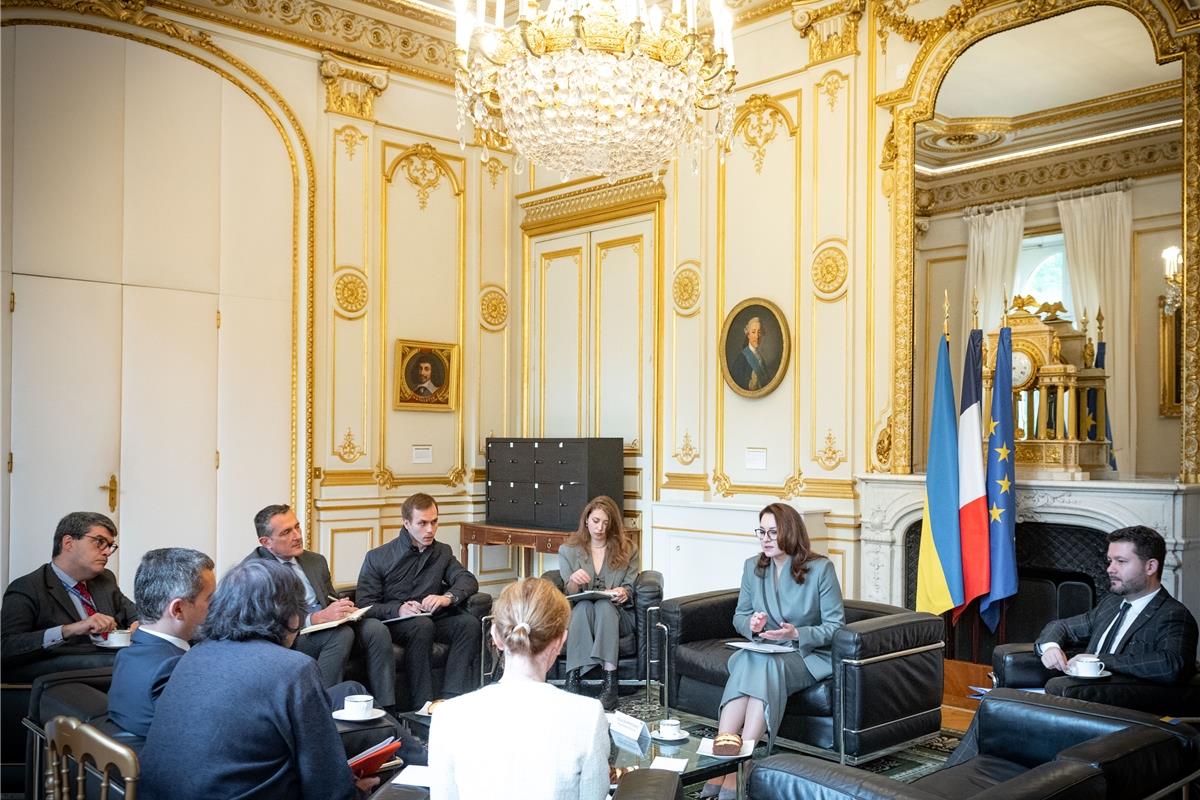 Перший віцепрем’єр-міністр України – Міністр економіки України Юлія Свириденко обговорила з міністром внутрішніх справ Франції Жеральдом Дерманеном посилення співпраці між країнами, зокрема, в сфері гумрозмінування
